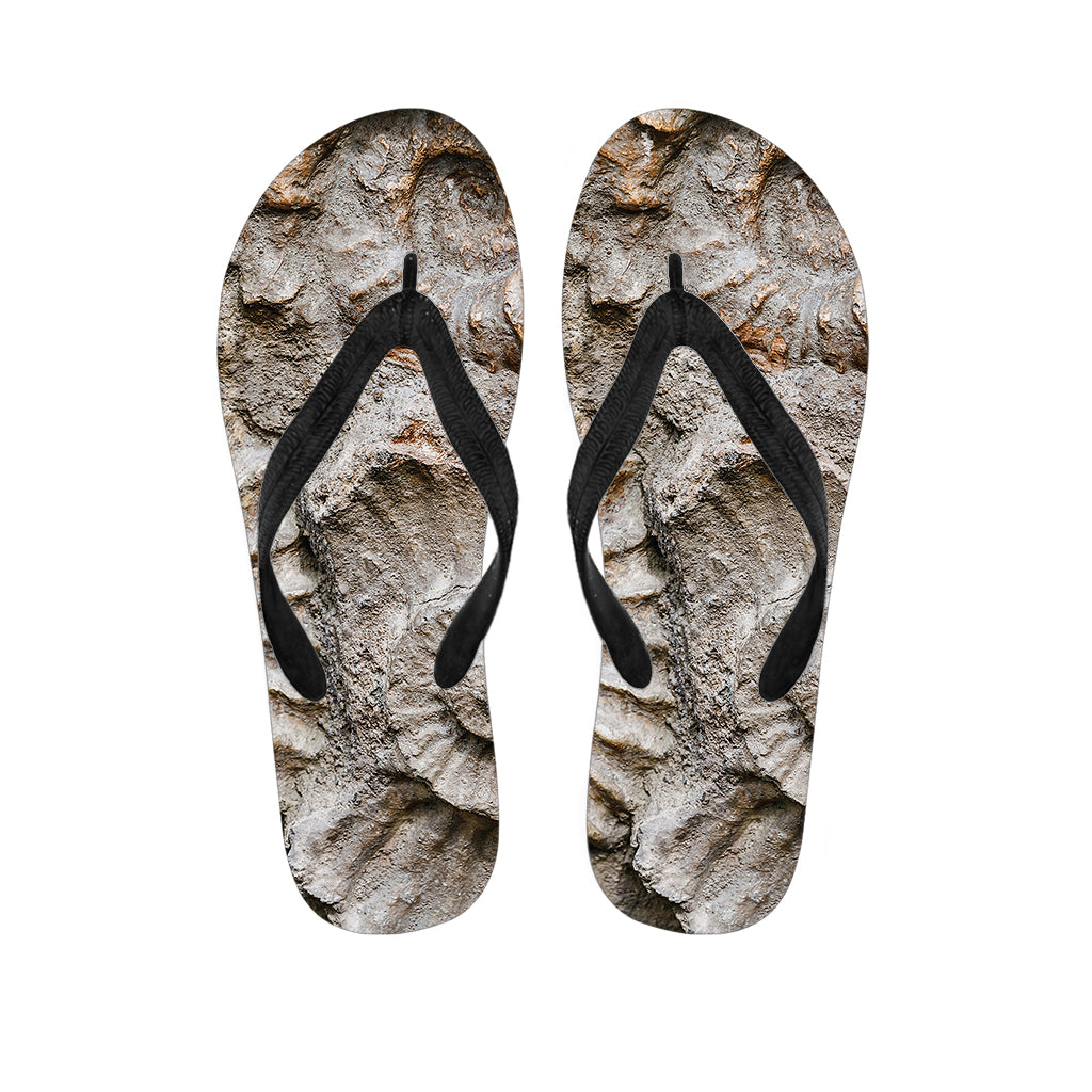 Ammonoidea Fossil Print Hawaiian Flip Flops: The Perfect Addition to Your Island Outfit - 1