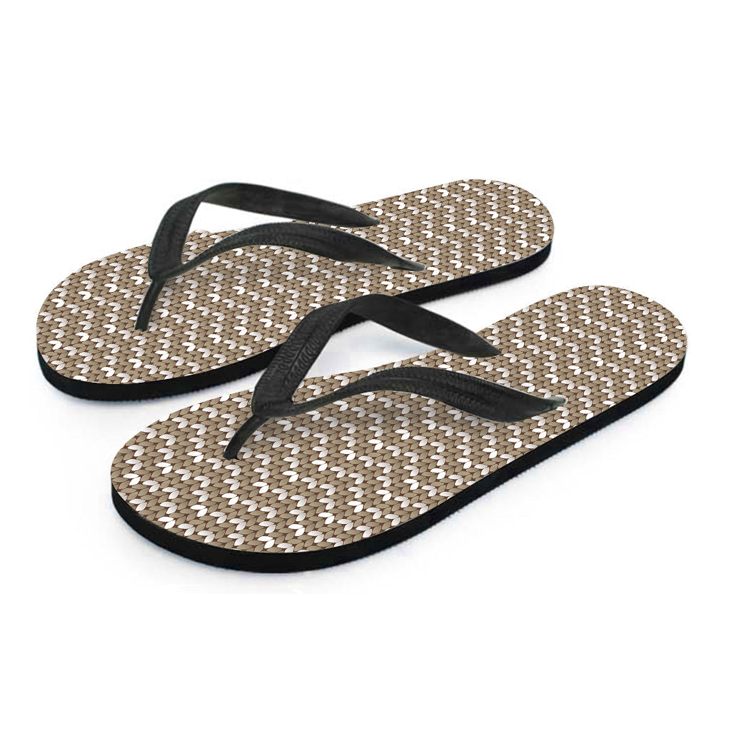 Beige and White Knitted Hawaiian Flip Flops: Embrace Island Style! - 1