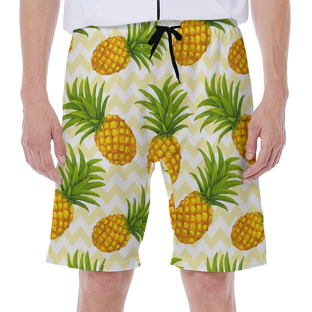 Beige Zig-Zag Pineapple Pattern Print Men&#39;s Hawaiian Beach Shorts - 1