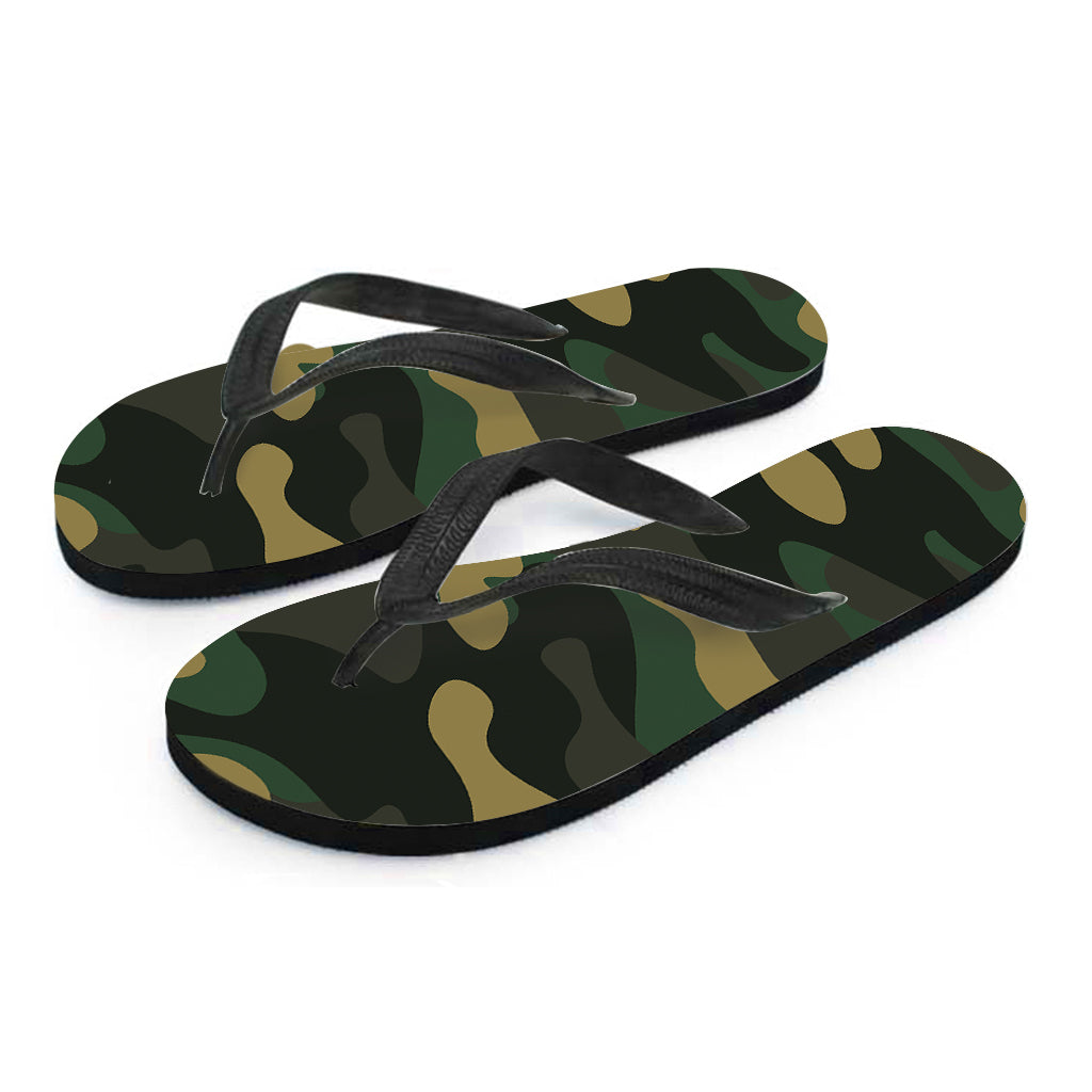 Black and Green Camouflage Print Hawaiian Flip Flops: The Perfect Tropical Accessory - 2