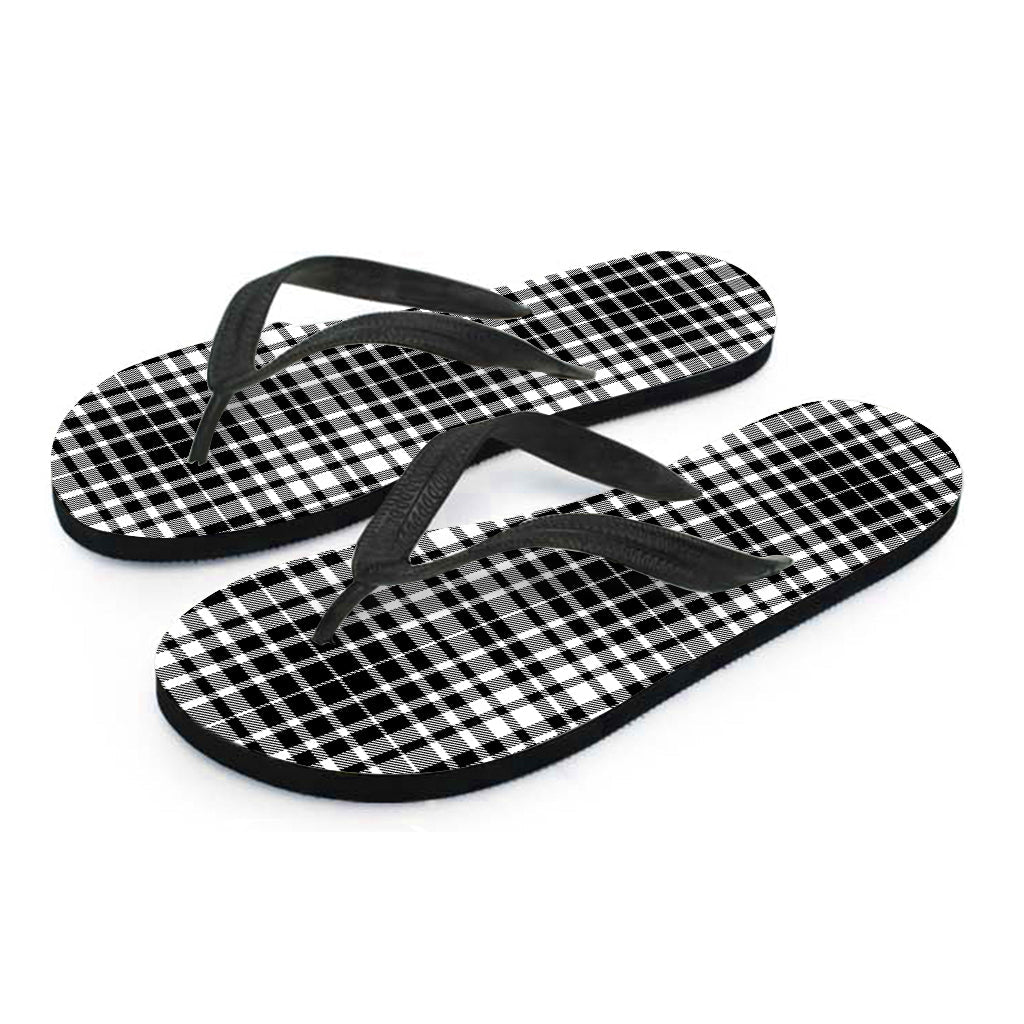 Black and White Border Tartan Print Hawaiian Flip Flop Ensemble - 2