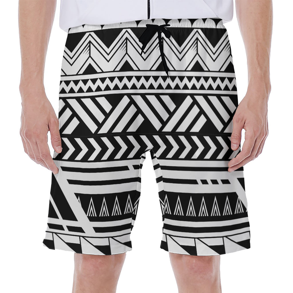 Black and White Polynesian Print: Men's Hawaiian Beach Shorts - 1