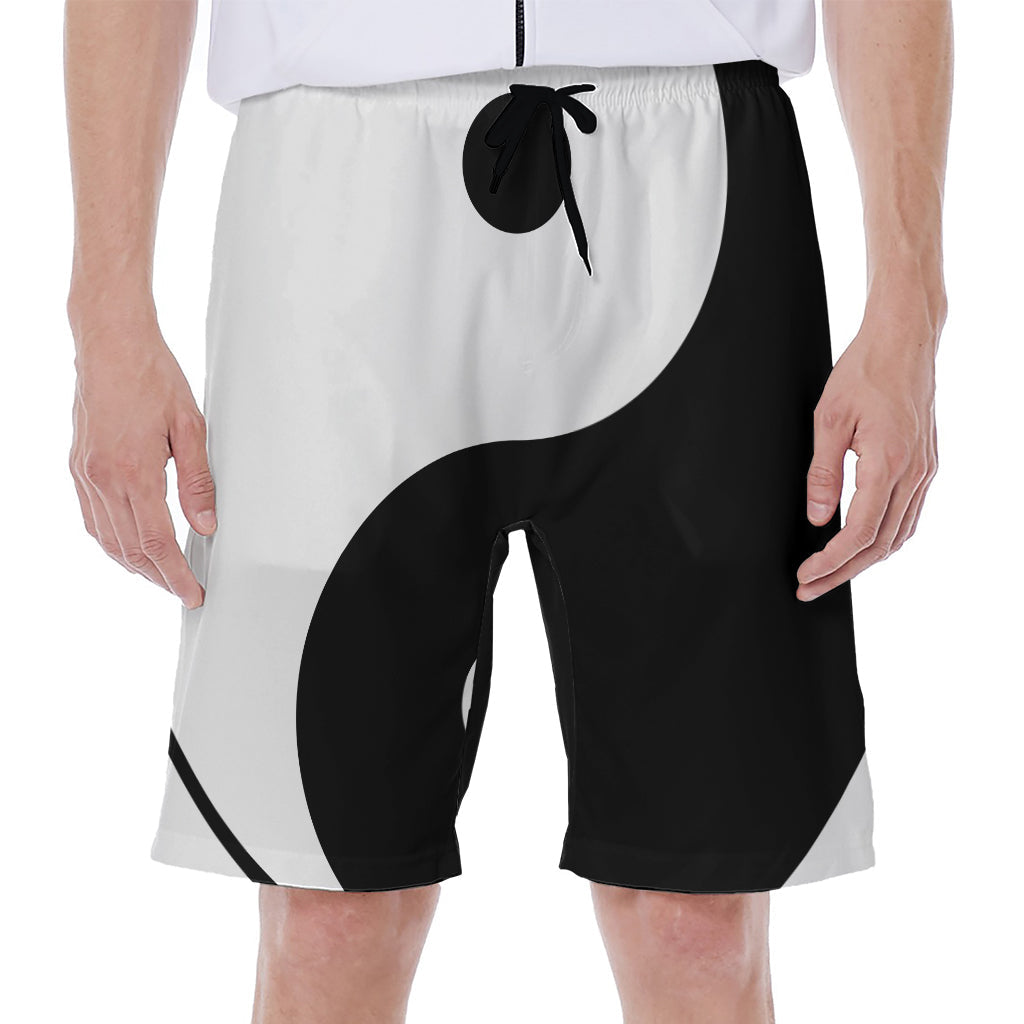 Black and White Yin Yang Symbol Print Hawaiian Men&#39;s Beach Shorts - 1