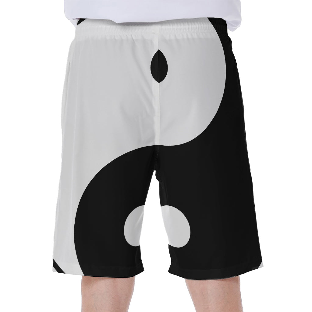 Black and White Yin Yang Symbol Print Hawaiian Men&#39;s Beach Shorts - 2