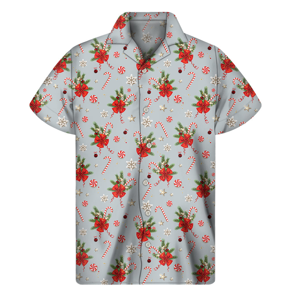 Hawaiian Holiday Vibes: Christmas Winter Pattern Short Sleeve Shirt - 1