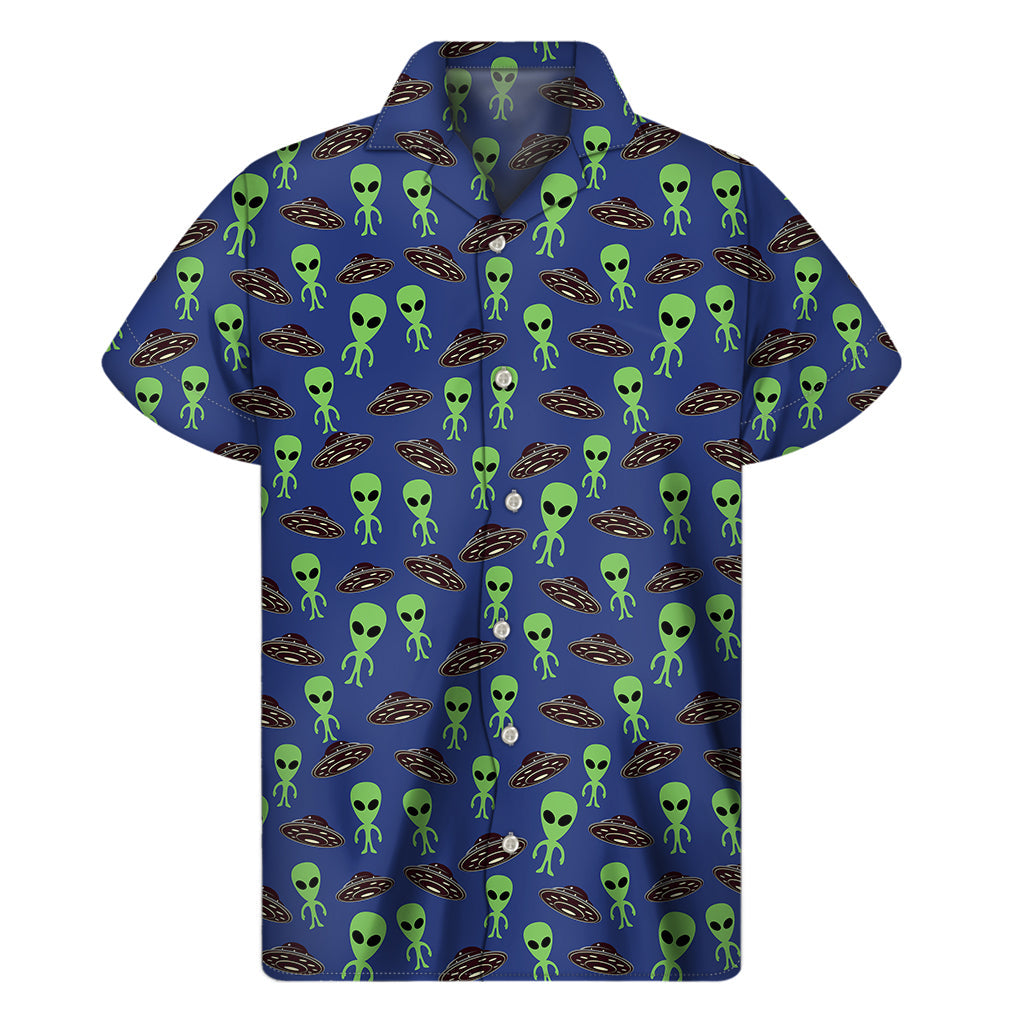 Alien Invasion: Hawaiian Style Short Sleeve Shirt - 1