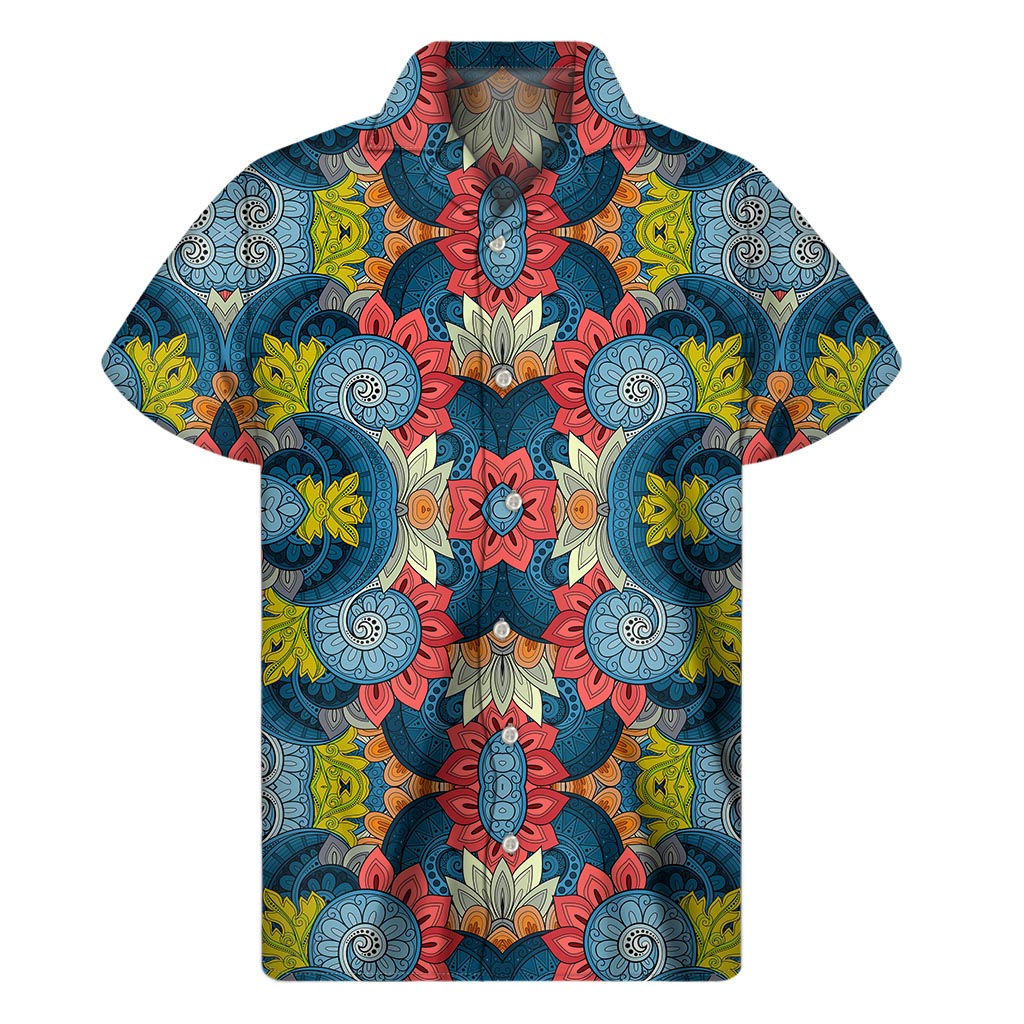 Island Paradise: Hawaiian Print Short Sleeve Shirt - 1