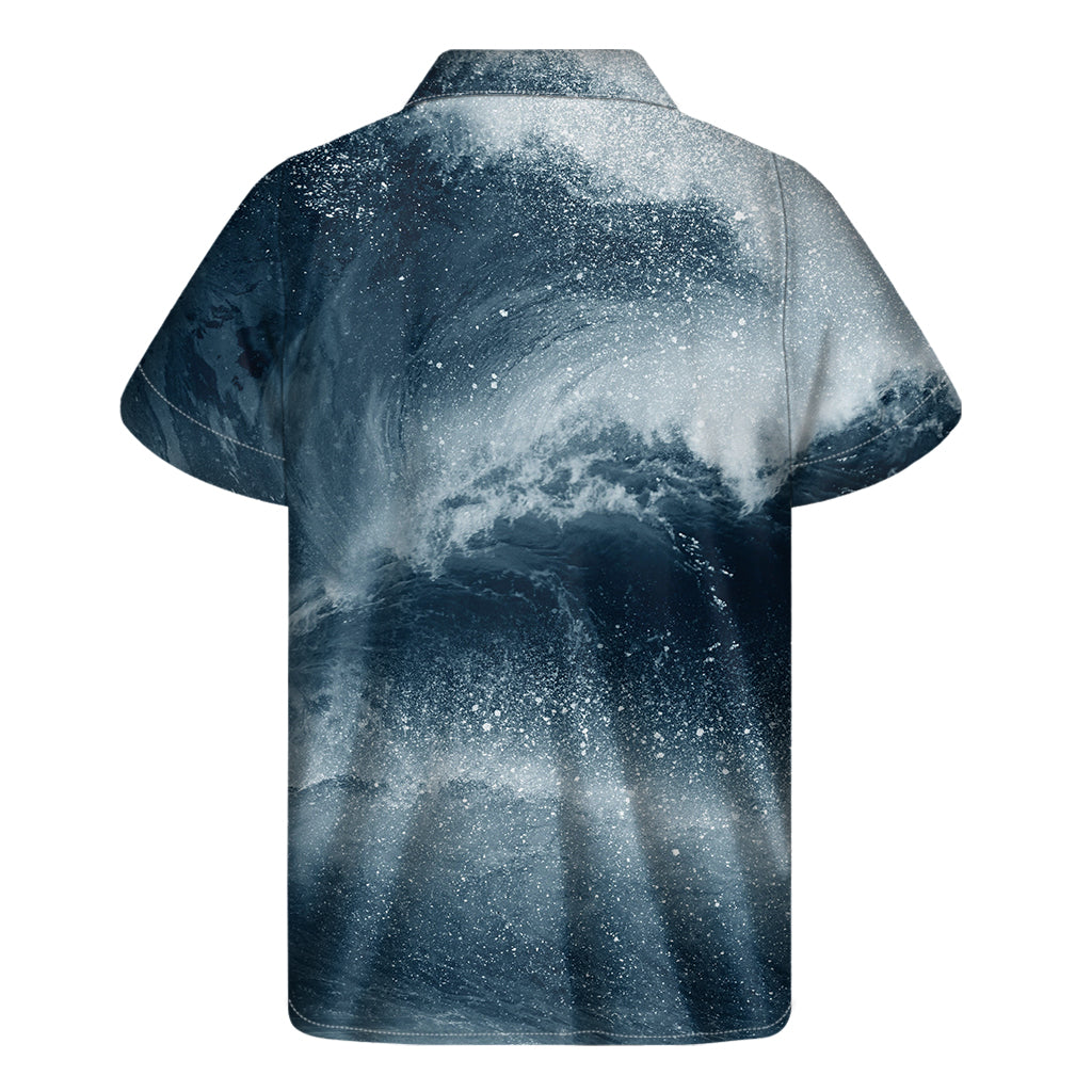 Island Vibes: Ocean Wave Print Hawaiian Short Sleeve Shirt - 2