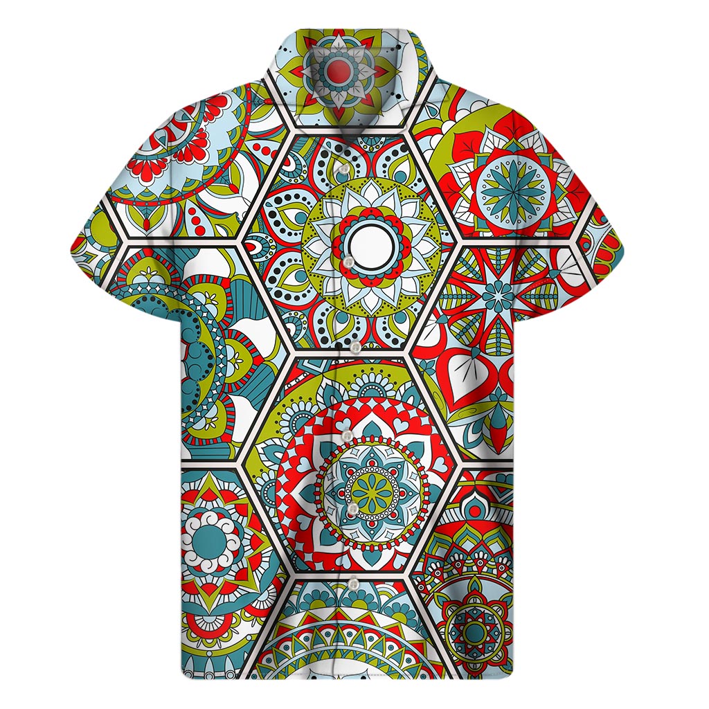 Tropical Vibes: Hawaiian Style Short Sleeve Shirt with Oriental Mandala Bohemian Pattern - 1