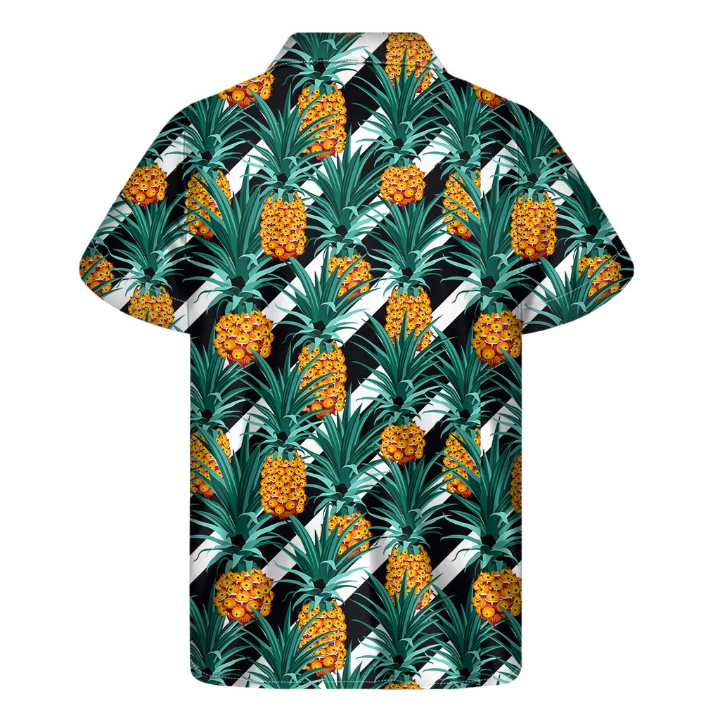 Pineapple Paradise: Hawaiian Style Short Sleeve Shirt - 2