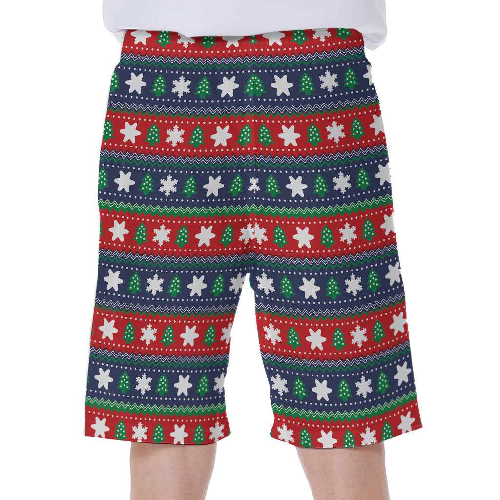 Authentic Hawaiian Vibes: Men&#39;s Beach Shorts with Scandinavian Christmas Pattern Print - 2