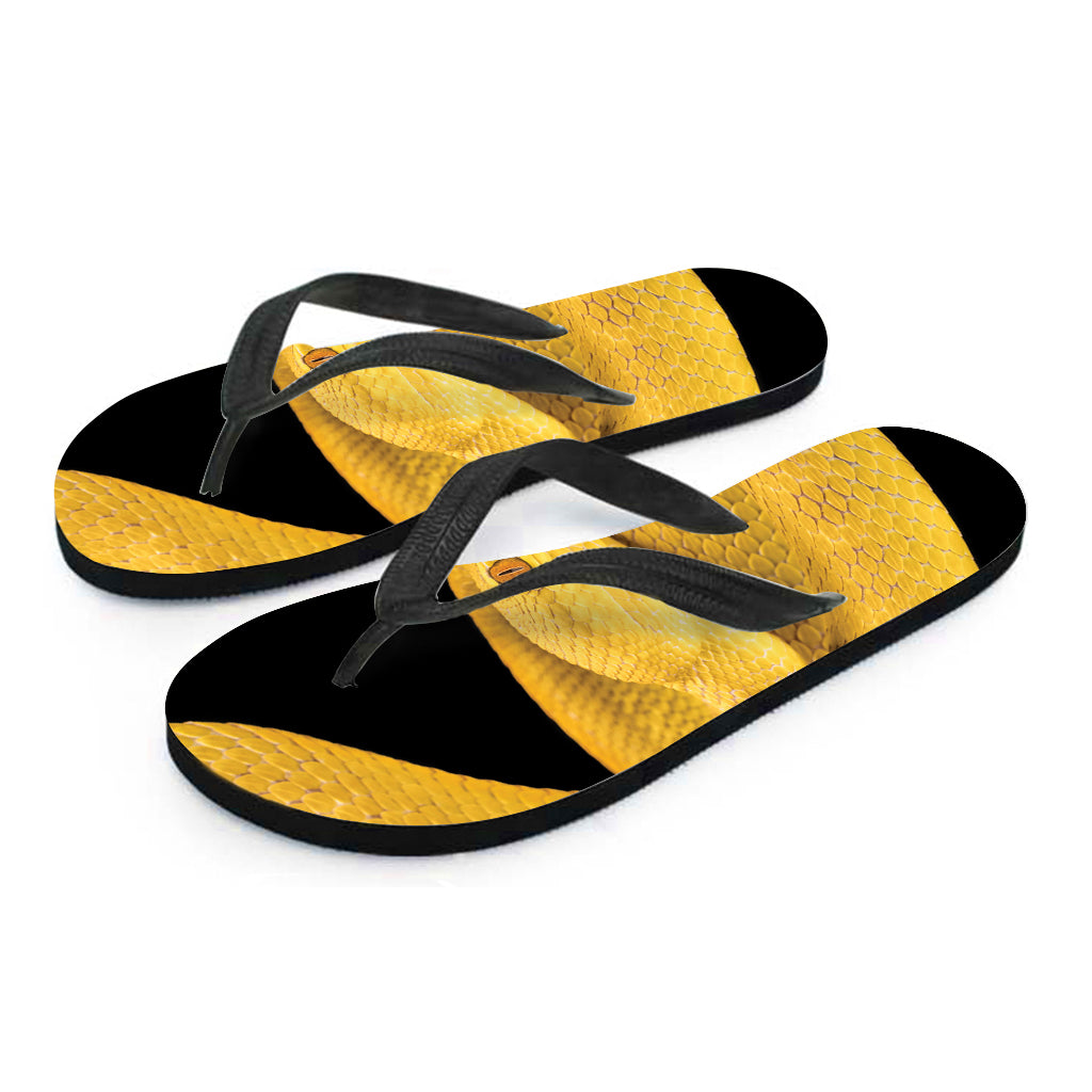 Yellow Snake Print Hawaiian Flip Flops: Elevate Your Outfit with Island Vibes - 2